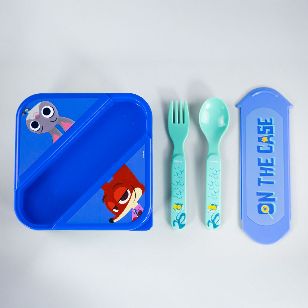 
                  
                    HERMETICO 850ML + CUBIERTOS PP  ZOOTOPIA
                  
                