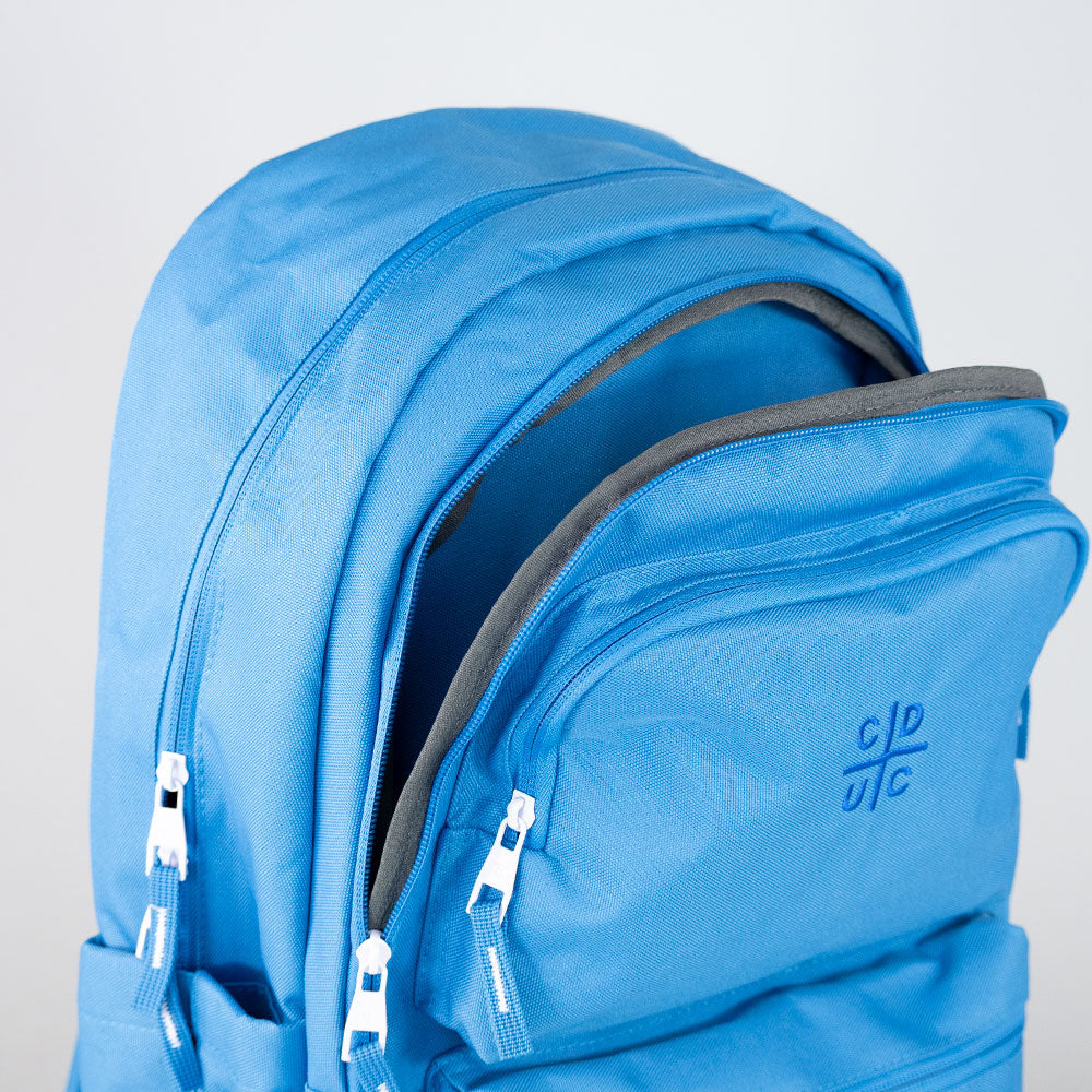 
                  
                    MOCHILA POCKETS ULTRA U CATOLICA FANATIKOS MOOSE
                  
                