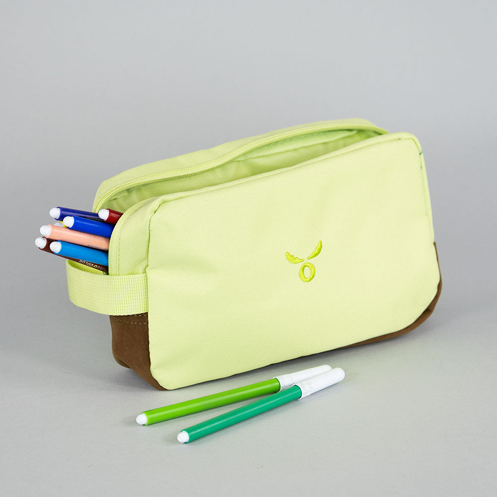 
                  
                    ESTUCHE MANHATTAN LIGHT GREEN MOOSE
                  
                