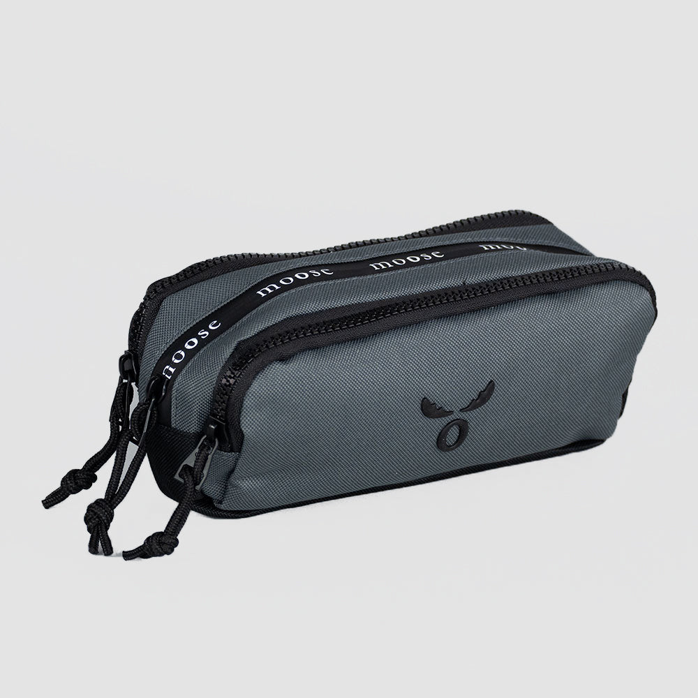 
                  
                    ESTUCHE CALIFORNIA MARINE MOOSE
                  
                