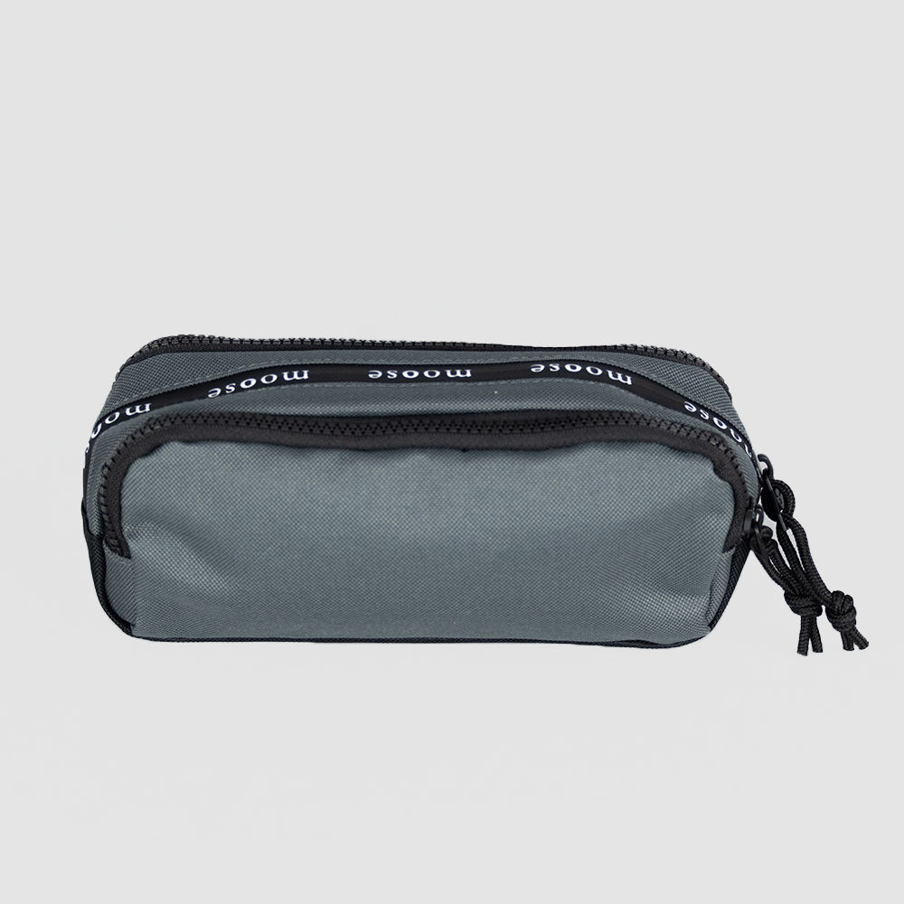 
                  
                    ESTUCHE CALIFORNIA MARINE MOOSE
                  
                