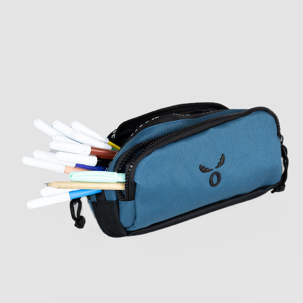 
                  
                    ESTUCHE CALIFORNIA BLUE MOOSE
                  
                