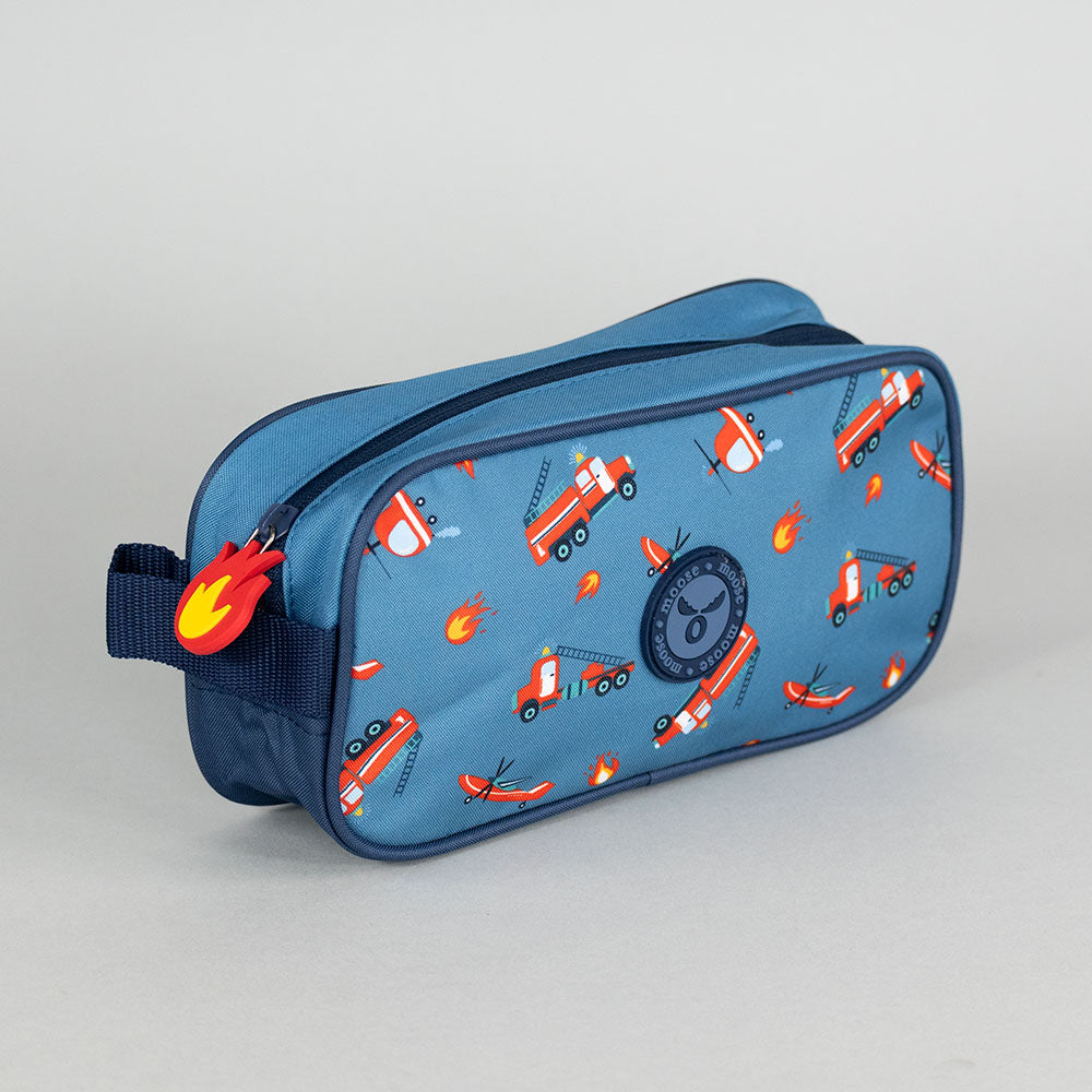 
                  
                    ESTUCHE KIDS FIREFIGHTER MOOSE
                  
                