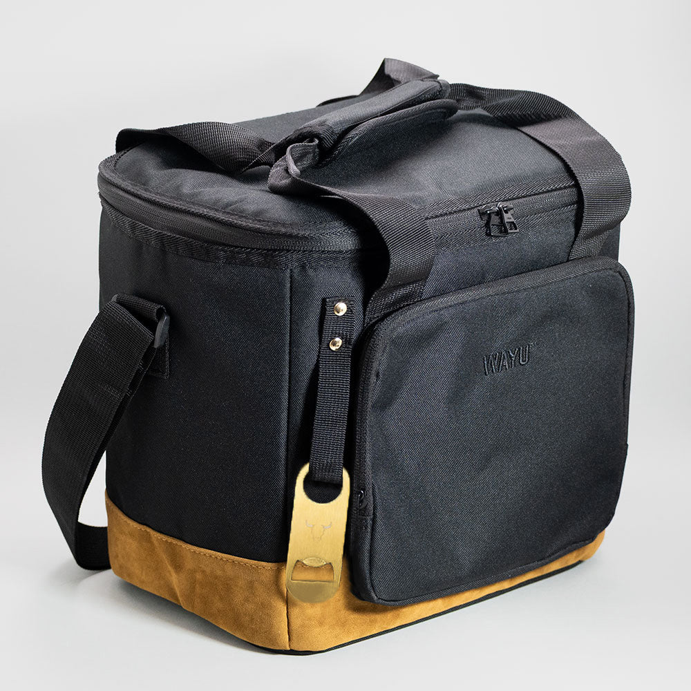 
                  
                    BOLSO COOLER + ABRIDOR 26 L WAYU
                  
                